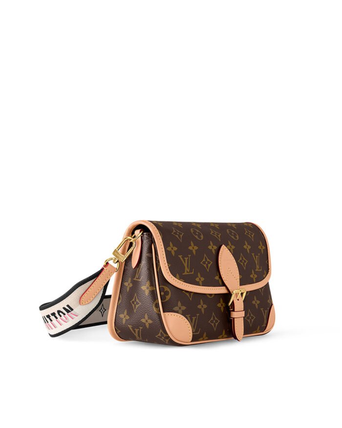 Louis Vuitton DIANE handbag classic design1 1