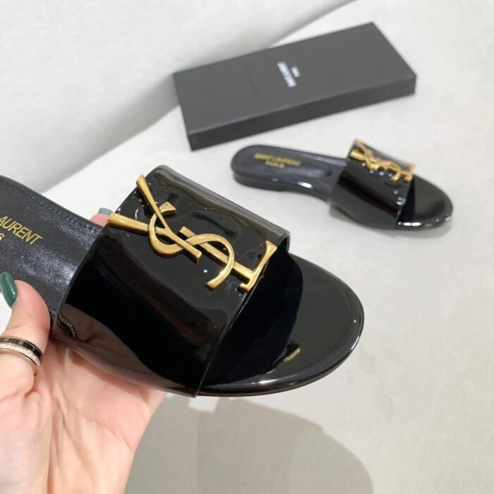 saint laurent ysl logo flat slide italian calfskin detail.jpg